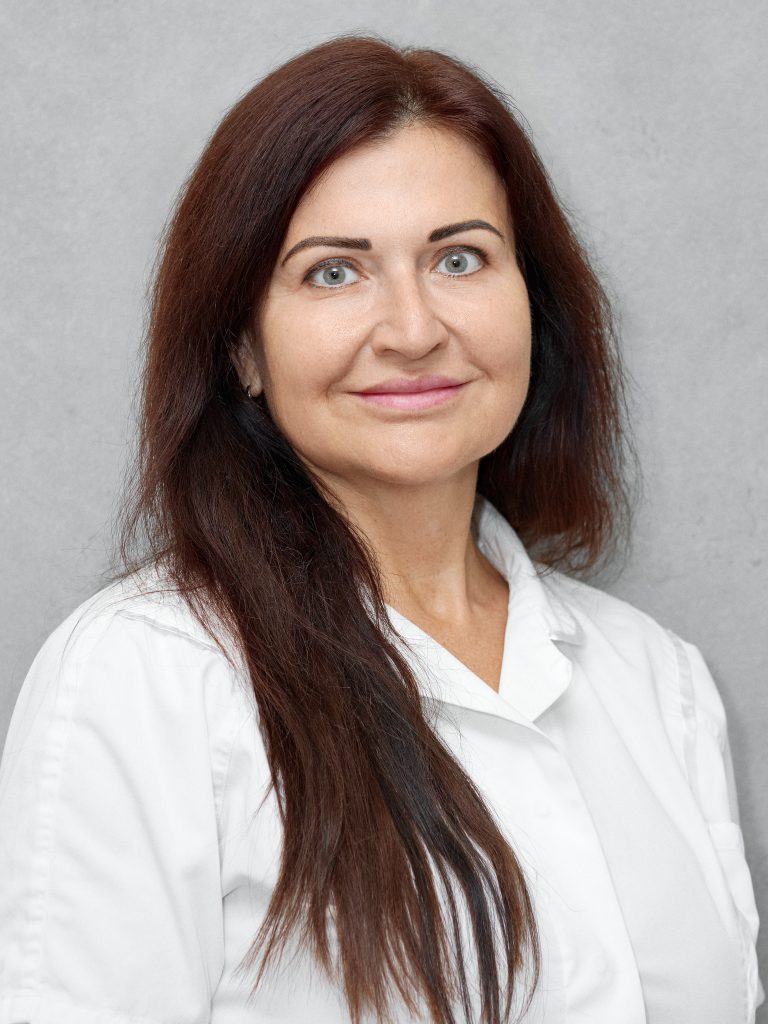 MUDr. Eva Kostrhunová- primářka cevní chirurgie
